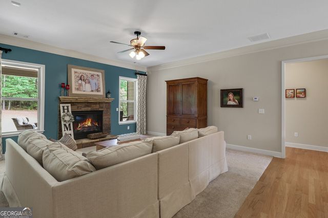189 Willowleaf Way, Sharpsburg, GA 30277