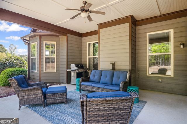 189 Willowleaf Way, Sharpsburg, GA 30277