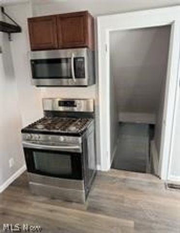 3861 Kirkwood Road, Cleveland Heights, OH 44121