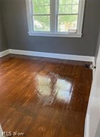 3861 Kirkwood Road, Cleveland Heights, OH 44121