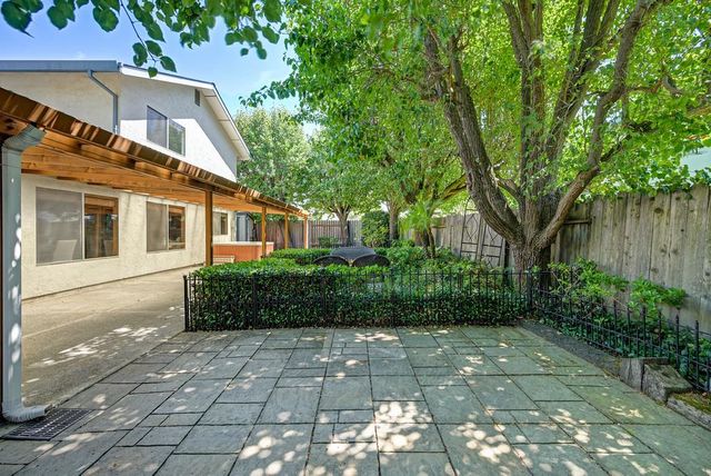 2876 Greycalls Ct, West Sacramento, CA 95691