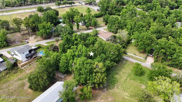 423 Water Street, Waveland, MS 39576