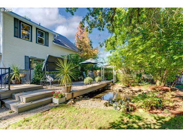 165 Se 33RD Ave, Hillsboro, OR 97123