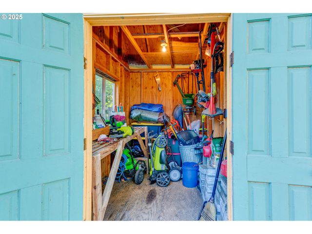 165 Se 33RD Ave, Hillsboro, OR 97123