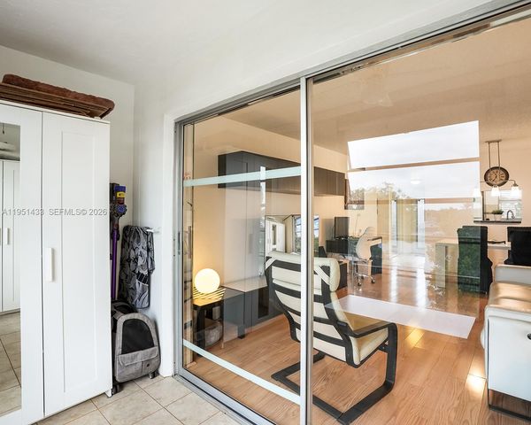 9370 Sunrise Lakes Blvd 308, Sunrise, FL 33322