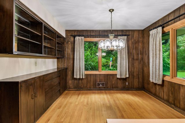 2938 Oak Lea Drive, Minnetonka, MN 55391