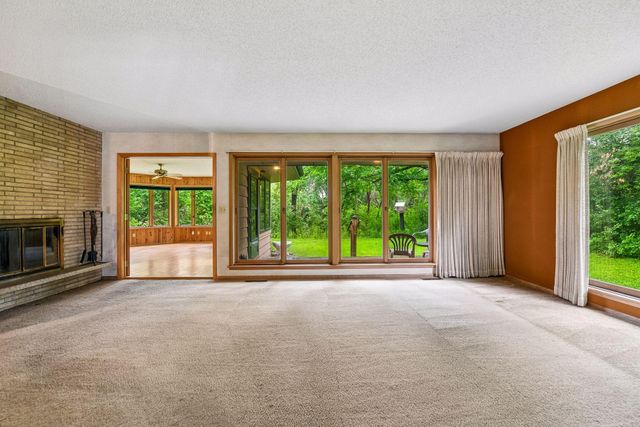 2938 Oak Lea Drive, Minnetonka, MN 55391