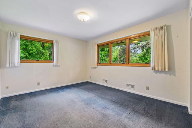 2938 Oak Lea Drive, Minnetonka, MN 55391