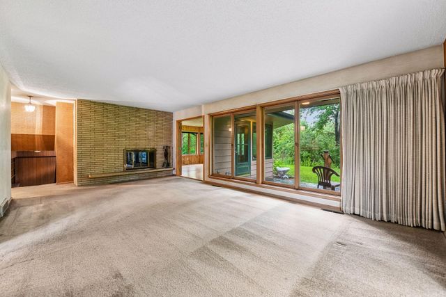 2938 Oak Lea Drive, Minnetonka, MN 55391