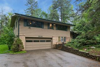 2938 Oak Lea Drive, Minnetonka, MN 55391