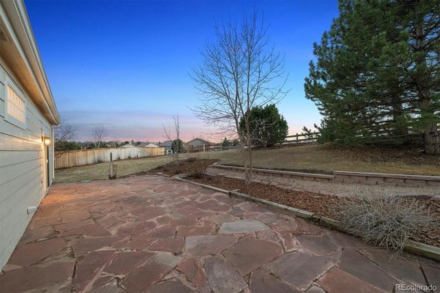 10098 Mackay Drive, Highlands Ranch, CO 80130