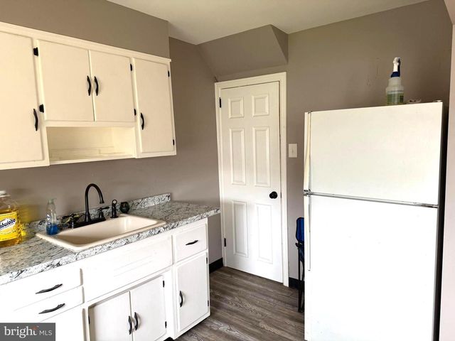 2037 ANCHOR ST, Philadelphia, PA 19124