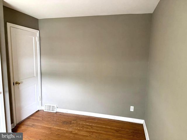 2037 ANCHOR ST, Philadelphia, PA 19124