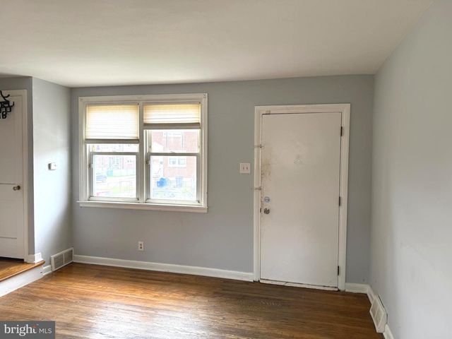 2037 ANCHOR ST, Philadelphia, PA 19124