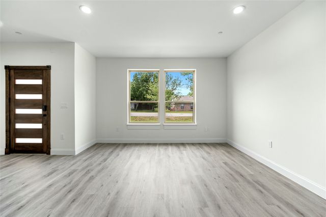 6125 Sachse Street, Sachse, TX 75048