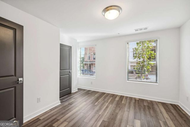 432 Burton Drive, Alpharetta, GA 30009