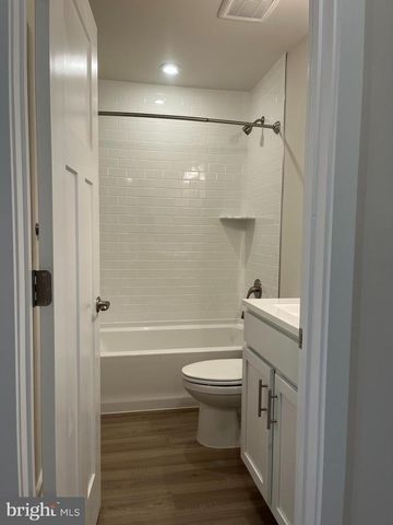 90 TROTTING RD, Inwood, WV 25428