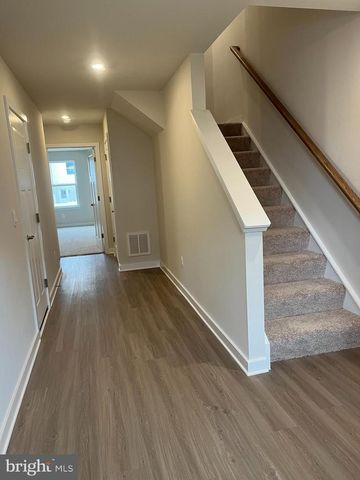 90 TROTTING RD, Inwood, WV 25428