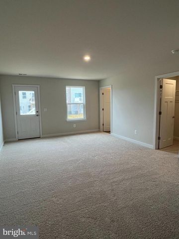 90 TROTTING RD, Inwood, WV 25428