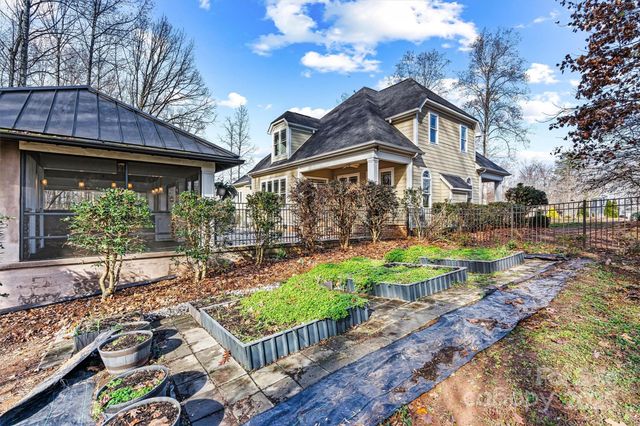 7722 Juniper Road, Denver, NC 28037