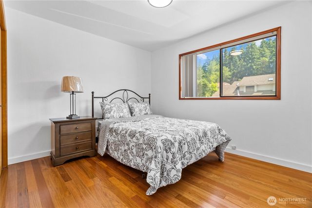 32827 12th Avenue SW, Federal Way, WA 98023