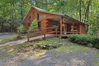 881 Sawyer Cove Road, Hayesville, NC 28904