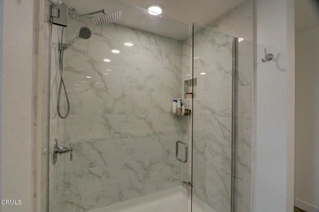 2810 Wagon Wheel Road 304, Oxnard, CA 93036