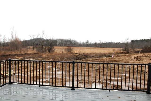 918 Drumlin DRIVE, Kewaskum, WI 53040