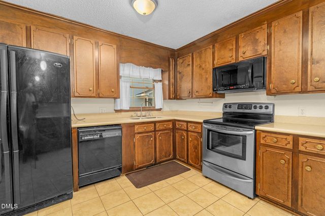 2609 Amherst Road, Rocky Mount, NC 27804