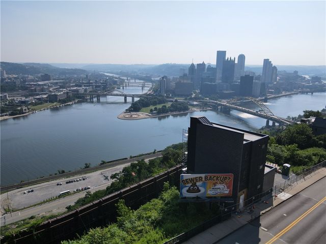 1325 Grandview Ave, Mt Washington, PA 15211