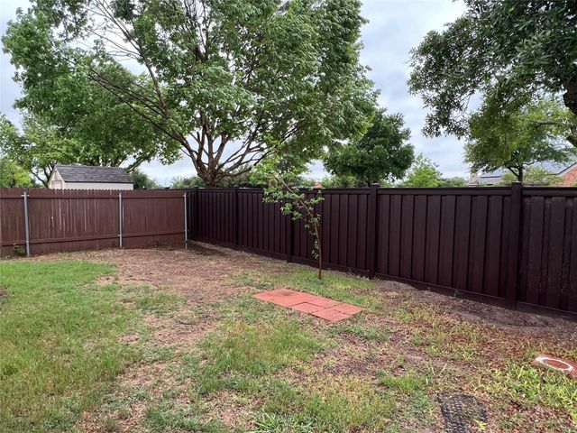 4305 Big Bend TRL, Taylor, TX 76574