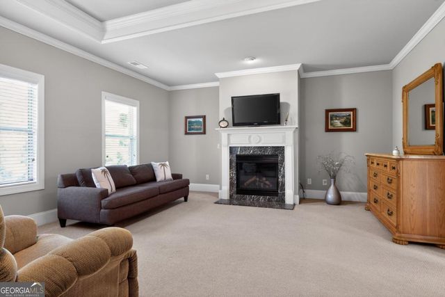 2083 Skybrooke Lane, Hoschton, GA 30548