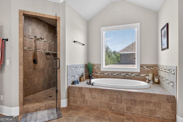 2083 Skybrooke Lane, Hoschton, GA 30548