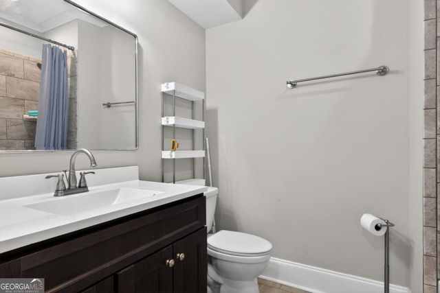 2083 Skybrooke Lane, Hoschton, GA 30548