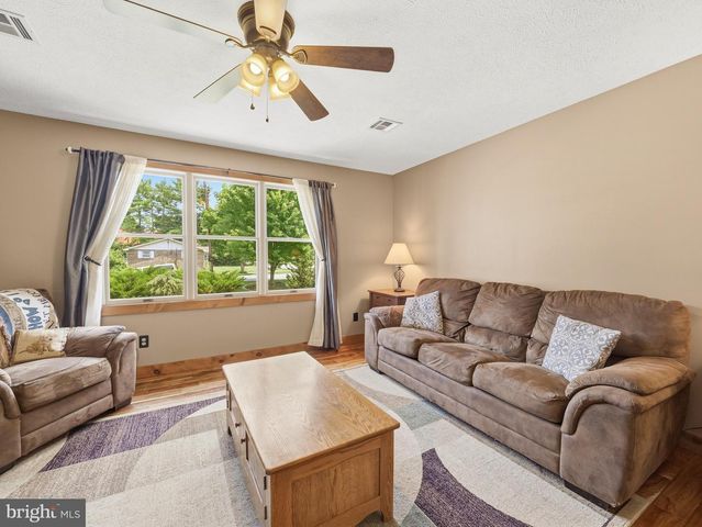 1188 FIDDLER'S ROAD, Chambersburg, PA 17202