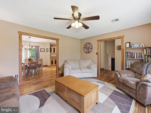 1188 FIDDLER'S ROAD, Chambersburg, PA 17202
