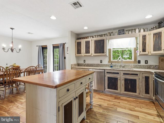 1188 FIDDLER'S ROAD, Chambersburg, PA 17202
