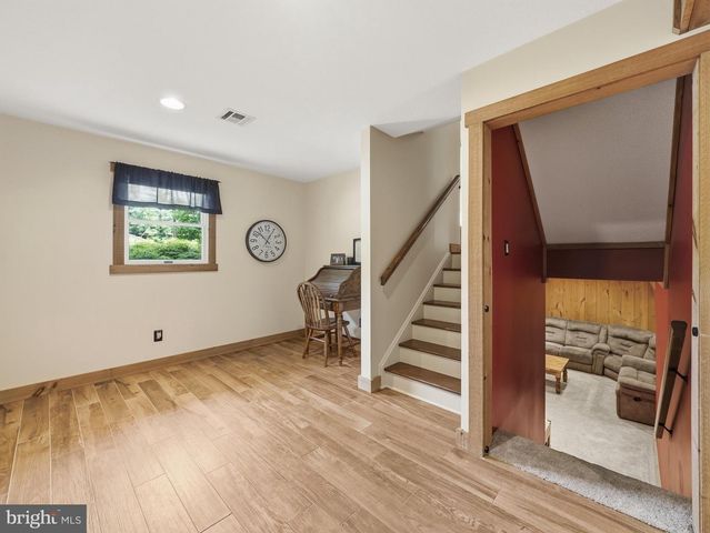 1188 FIDDLER'S ROAD, Chambersburg, PA 17202