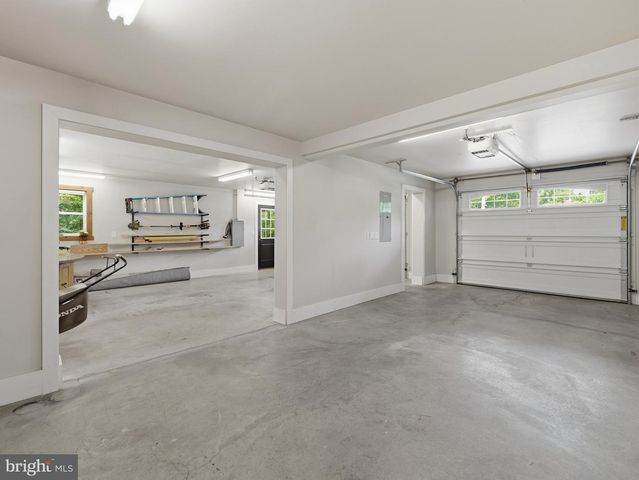 1188 FIDDLER'S ROAD, Chambersburg, PA 17202