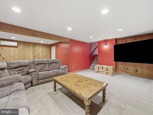1188 FIDDLER'S ROAD, Chambersburg, PA 17202