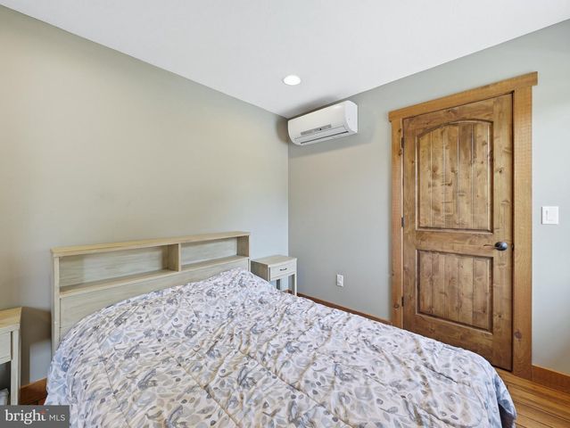 1188 FIDDLER'S ROAD, Chambersburg, PA 17202