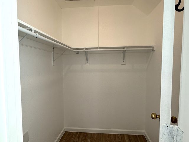 9825 Park Lane Court, Dallas, TX 75220