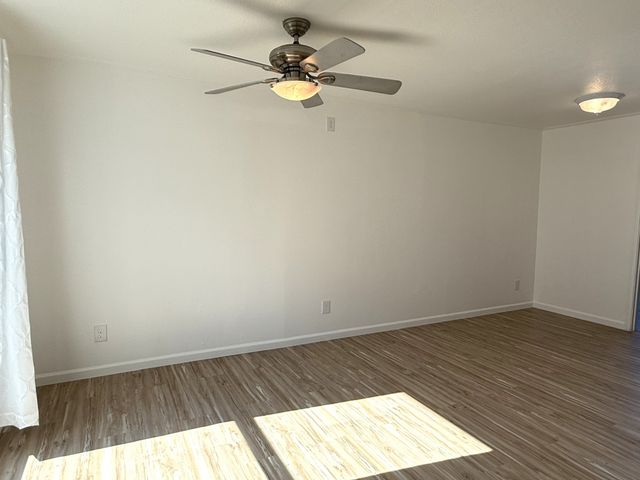 9825 Park Lane Court, Dallas, TX 75220