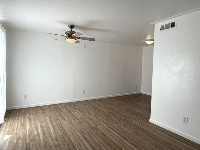 9825 Park Lane Court, Dallas, TX 75220