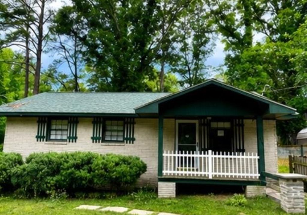 1185 TILLMAN ST NW, Conyers, GA 30012