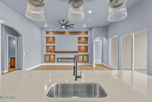 1857 WAR PATH Drive, El Paso, TX 79911