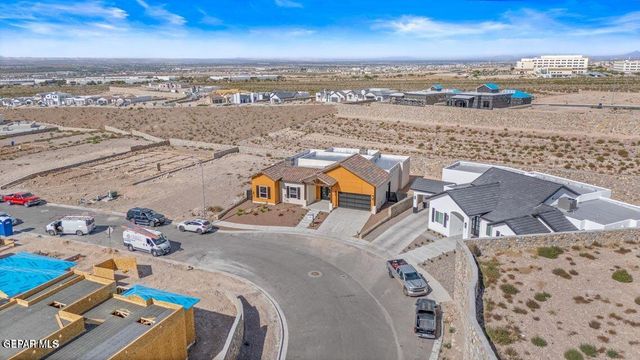 1857 WAR PATH Drive, El Paso, TX 79911