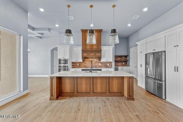 1857 WAR PATH Drive, El Paso, TX 79911