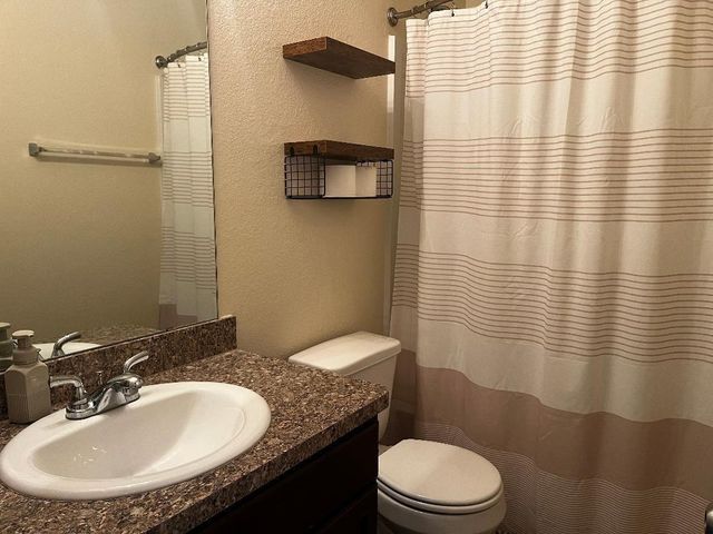 2340 La Salle Woods, Conroe, TX 77304