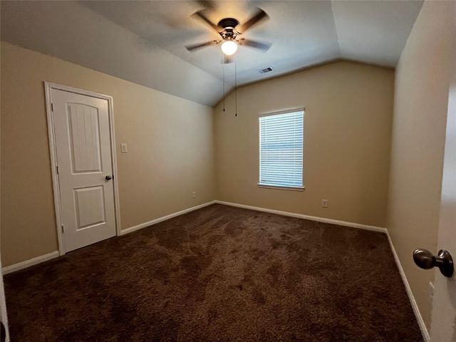2340 La Salle Woods, Conroe, TX 77304
